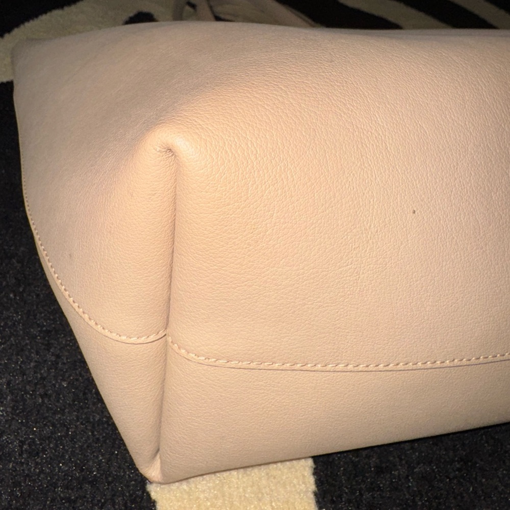AUTHENTIC SAINT LAURENT LEATHER SHOPPING TOTE - Picture 5 of 16
